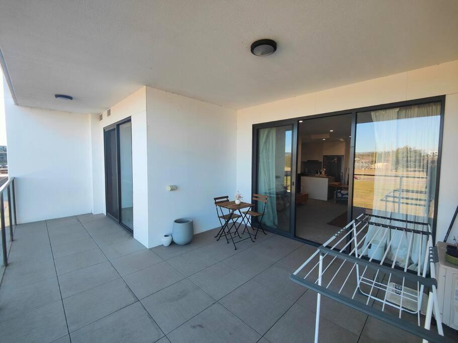 Lakeside Apartment, Walking Distance To Foreshore Kingston Экстерьер фото